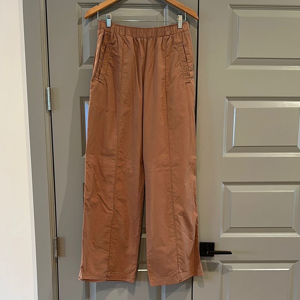 Monrow Tan Pull-On Casual Pants